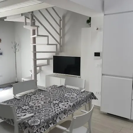 Lägenhet Pipa House San Donato di Lecce